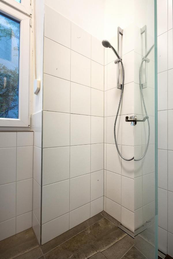 Newton-Appartement Mit 3 Schlafzimmern Berlin Zewnętrze zdjęcie