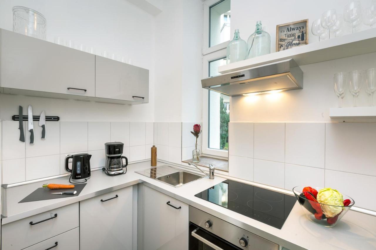 Newton-Appartement Mit 3 Schlafzimmern Berlin Zewnętrze zdjęcie